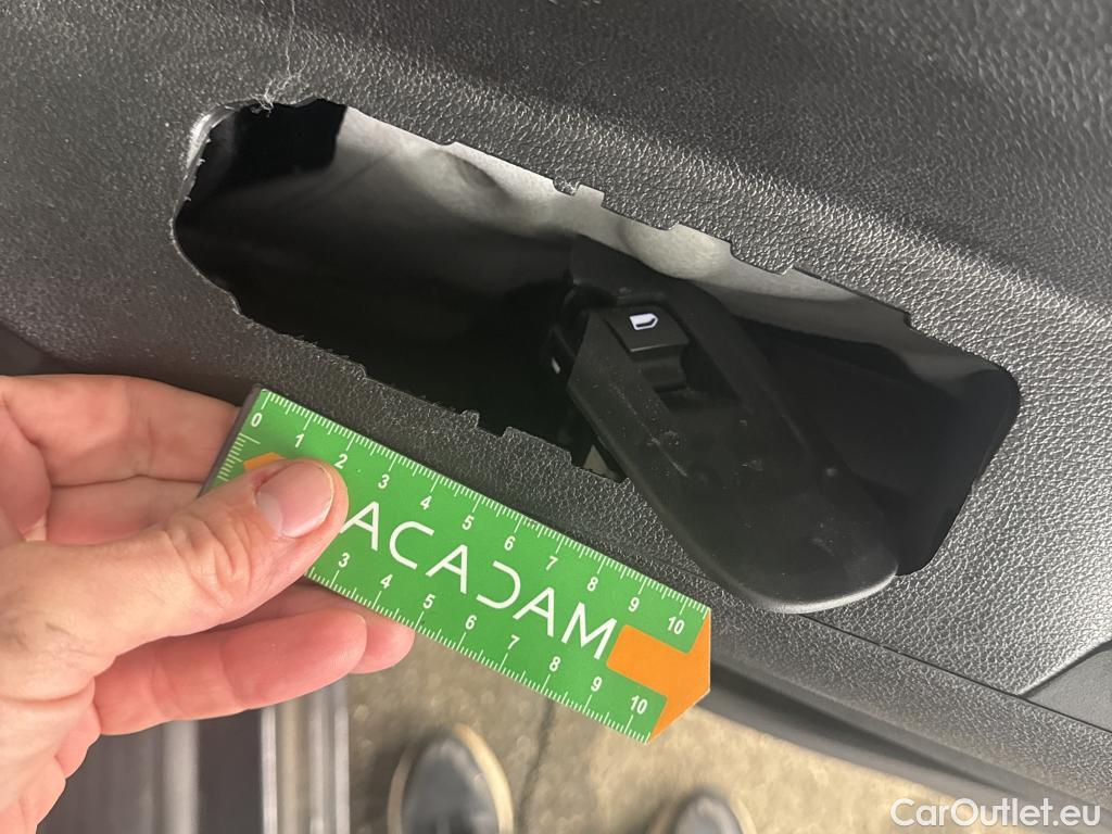  Citroen  Berlingo  Fourgon Club M 1000 1.5 BlueHDi 130CV BVA8 E6dT #28