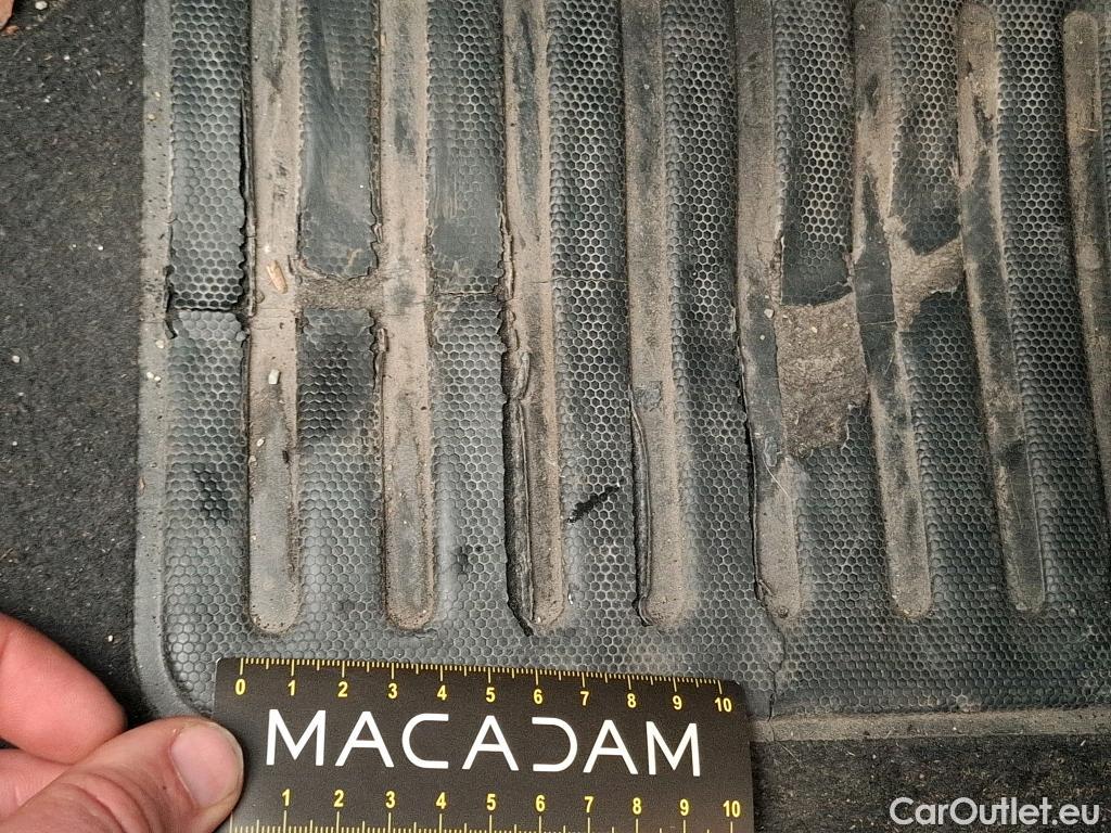  Citroen  C3 CITROEN  Société / 2020 / 5P / Berline / VU BlueHDi 100 S&S BVM6 Feel Nav #58