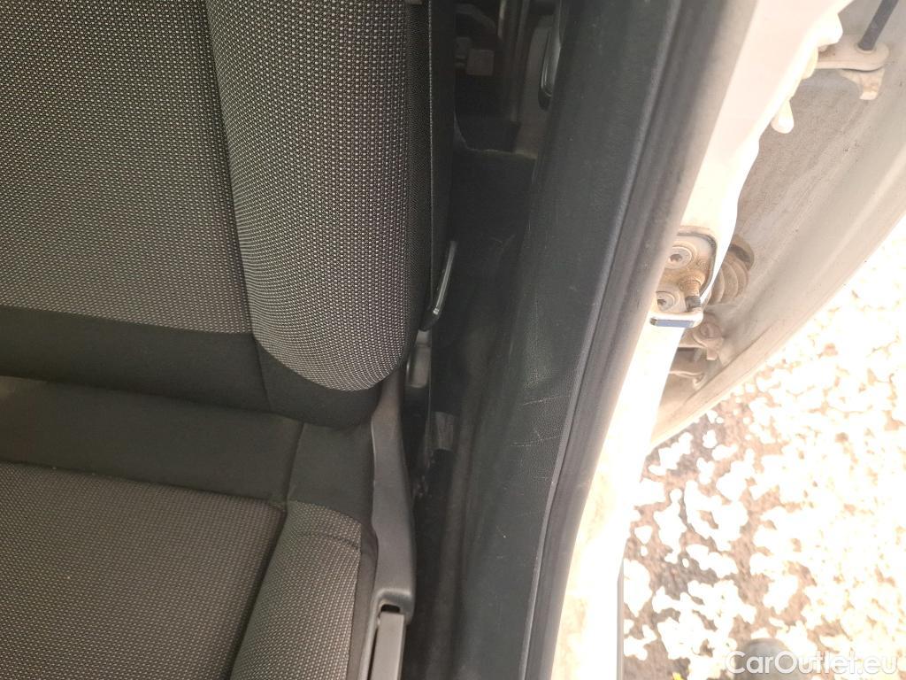  Citroen  C3  Société Feel 1.5 BlueHDI 100CV BVM5 E6dT #20