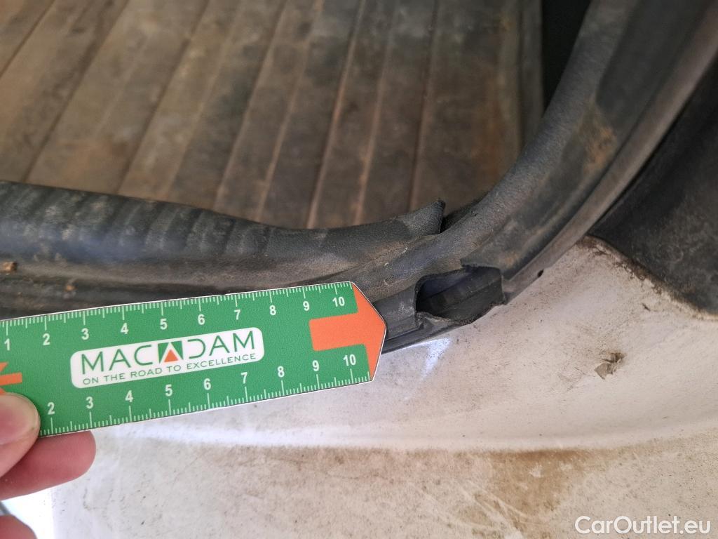  Citroen  C3  Société Feel 1.5 BlueHDI 100CV BVM5 E6dT #17