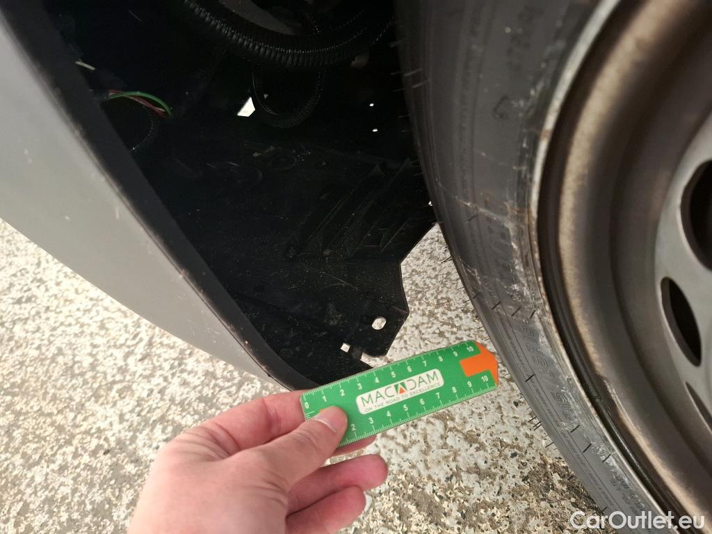  Citroen  Jumpy  Fourgon Club M 2.0 BlueHDi 120CV BVM6 E6dT #26