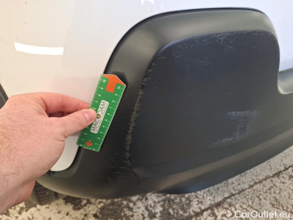  Citroen  C3  Société Feel 1.5 BlueHDI 100CV BVM5 E6dT #8