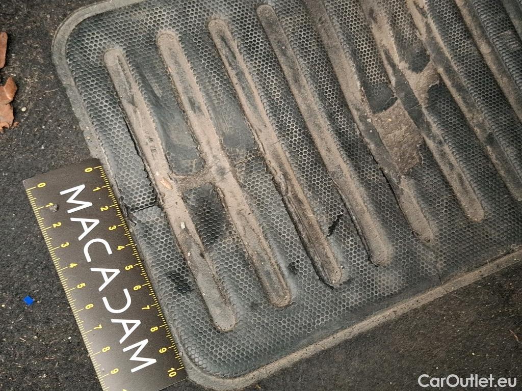  Citroen  C3 CITROEN  Société / 2020 / 5P / Berline / VU BlueHDi 100 S&S BVM6 Feel Nav #56