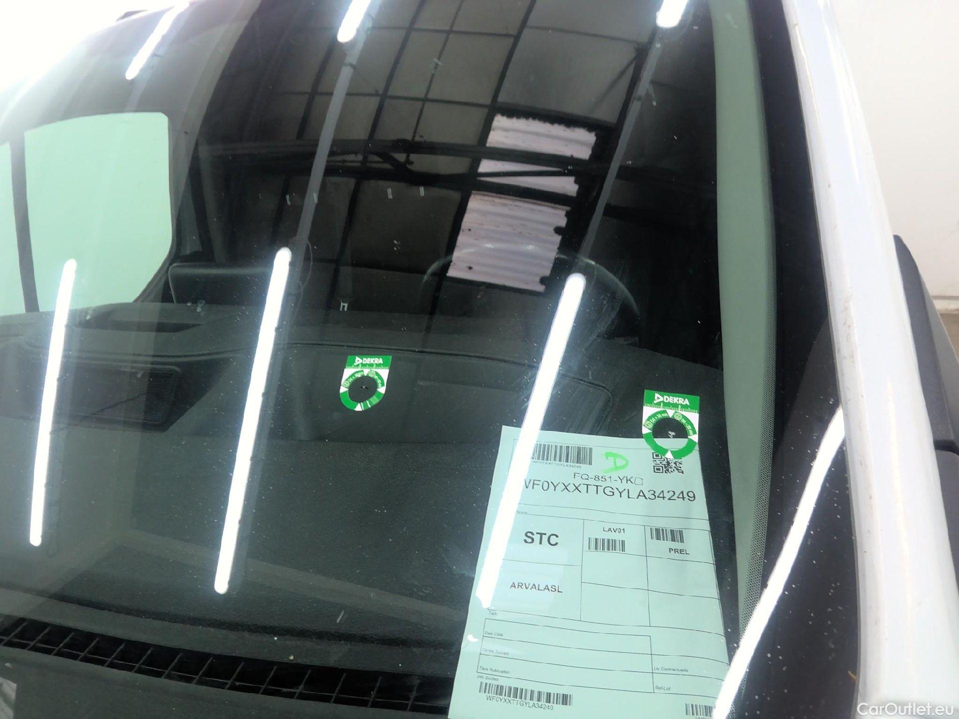  Ford  Transit FORD  Custom / 2018 / 4P / Fourgon tôlé 2.0 ECOBLUE 130 300 L1H1 TREND BUSINESS #32