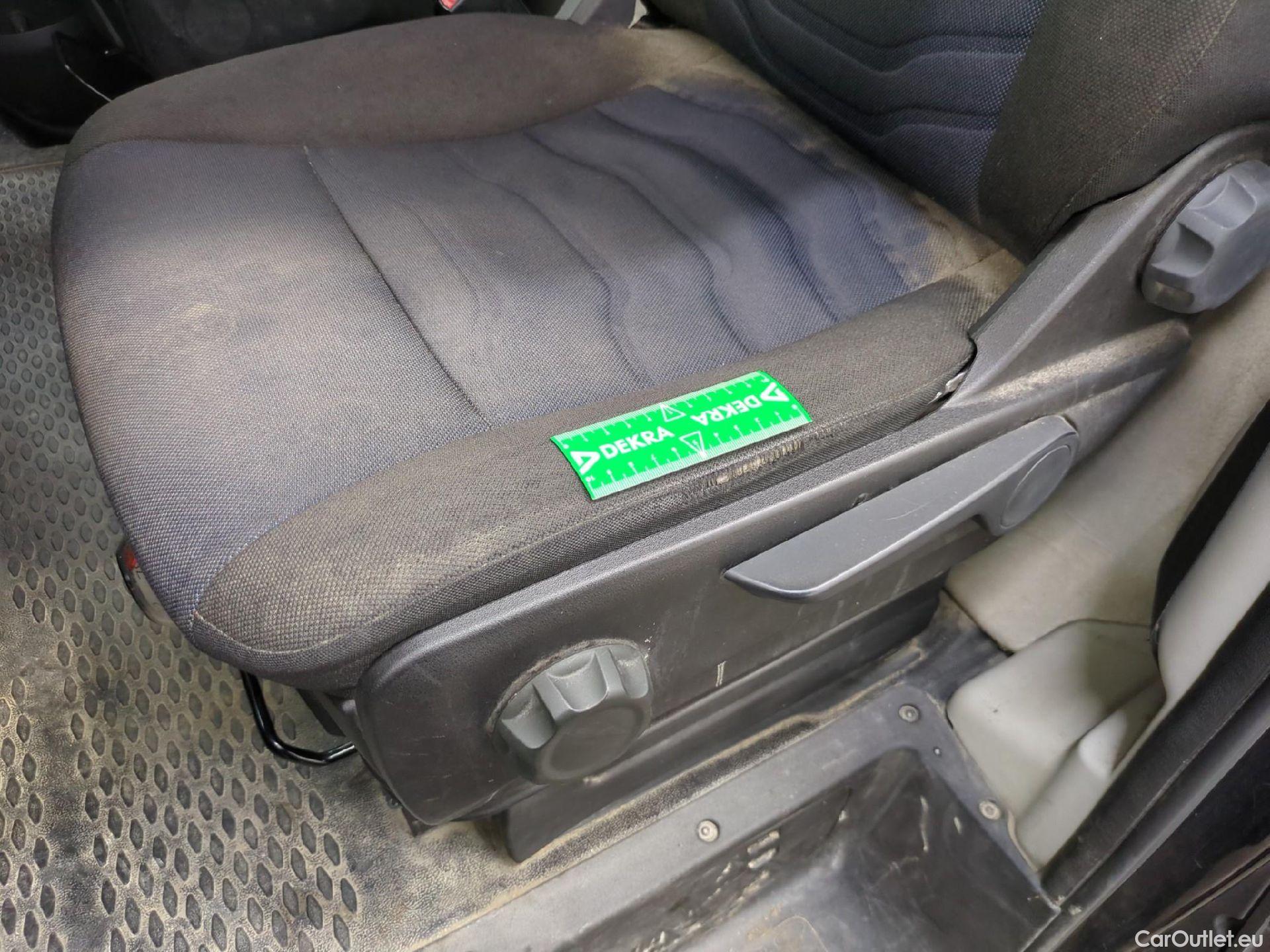  Iveco  Daily IVECO  / 2014 / 4P / Fourgon tôlé 2.3 35S16SA8 V11 H2 3520 #4