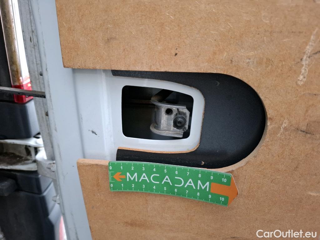  Renault  Kangoo  Express Maxi Extra (Série Spéciale) 1.5 dCi 90CV BVM5 E6 #79