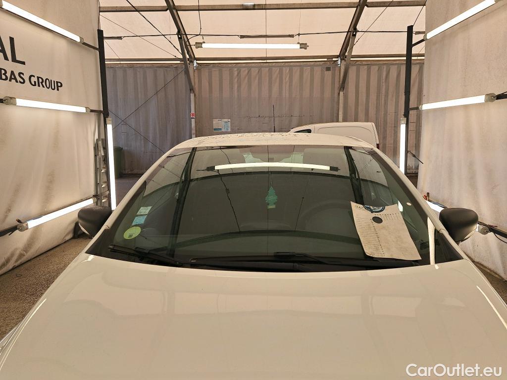  Renault  Clio  IV Air 1.5 dCi 90CV BVM5 E6 #7