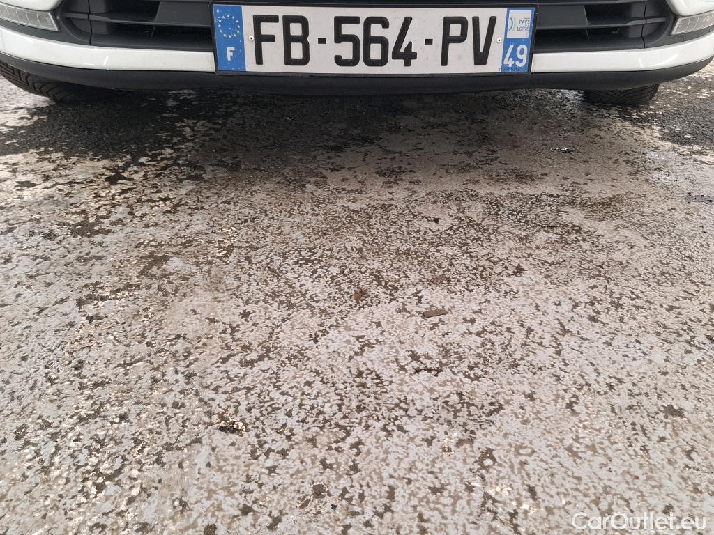  Renault  Clio RENAULT  Société VU 5p Berline Air dCi 75 - 18 #11