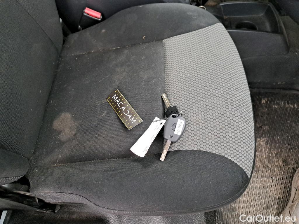  Renault  Kangoo  II Express Maxi Extra (Série Spéciale) 1.5 dCi 95CV BVM6 E6dT #18