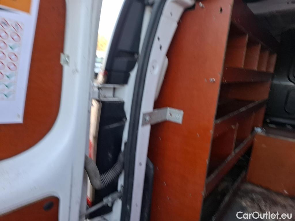  Renault  Kangoo  Express Grand Confort (L1) 1.5 dCi 90CV BVM5 E6 #47