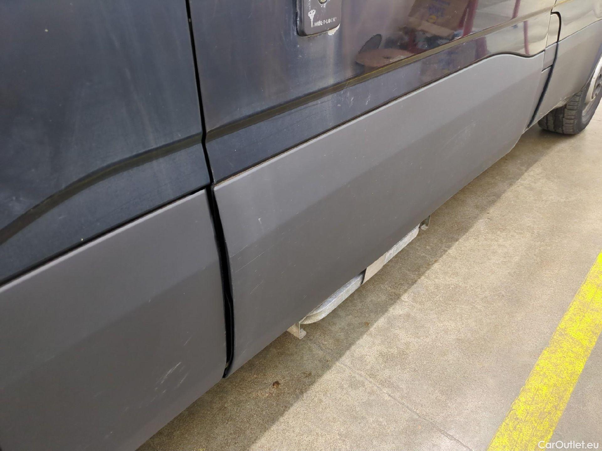  Iveco  Daily IVECO  / 2014 / 4P / Fourgon tôlé 2.3 35S16SA8 V11 H2 3520 #25