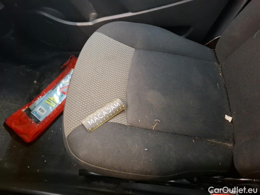  Renault  Kangoo  II Express Grand Confort (L1) 1.5 dCi 95CV BVM6 E6dT #47