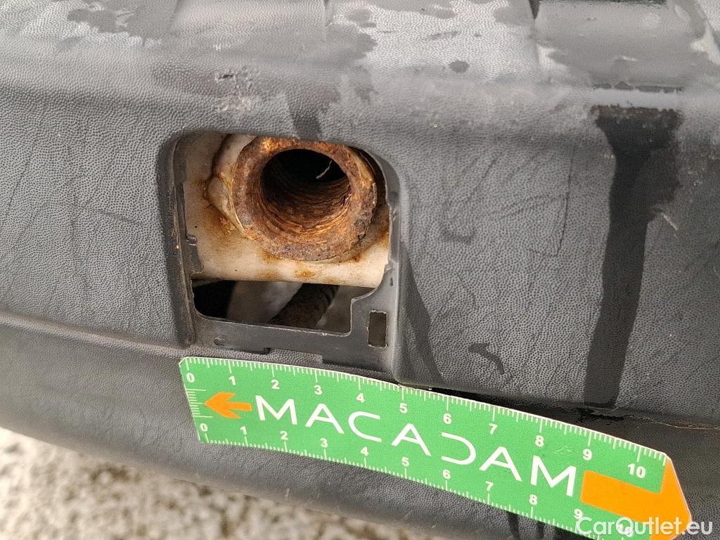  Renault  Kangoo  Express Maxi Extra (Série Spéciale) 1.5 dCi 90CV BVM5 E6 #81