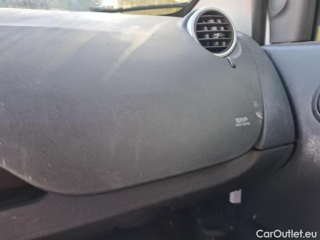  Renault  Kangoo  II Express Grand Confort (L1) 1.5 dCi 95CV BVM6 E6dT #51