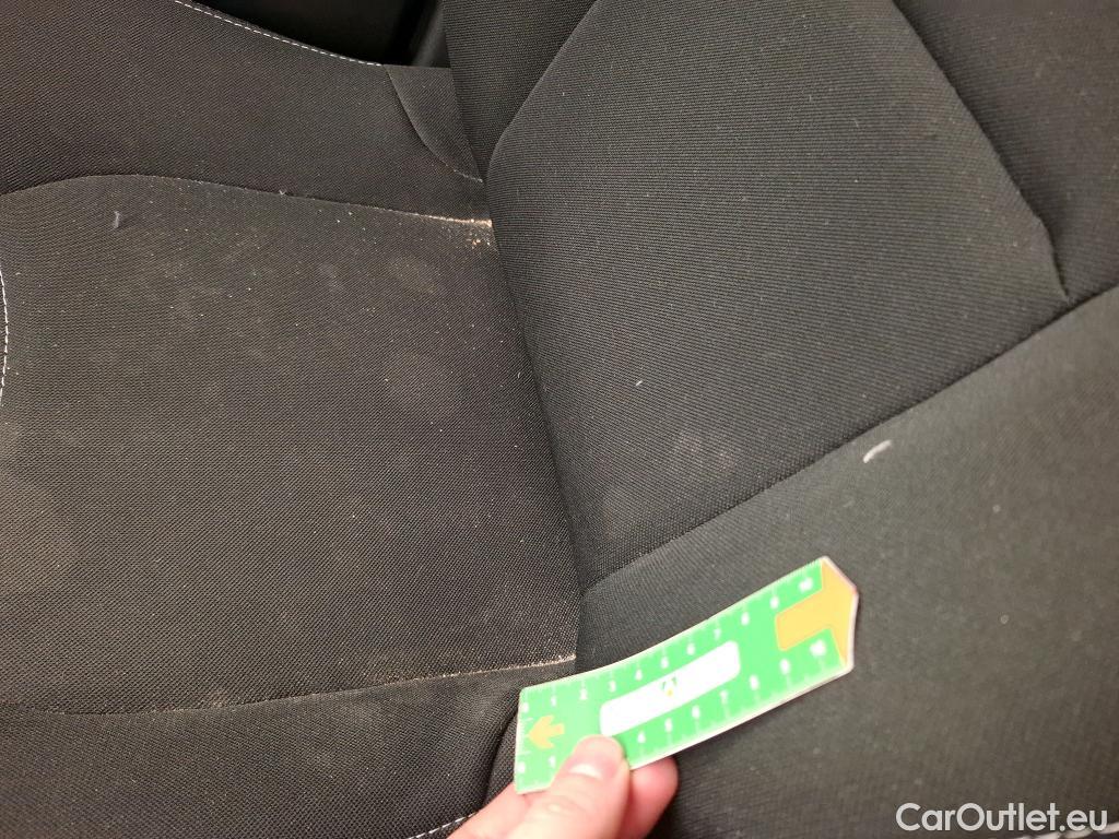  Renault  Clio RENAULT  Société VU 5p Berline Air dCi 75 - 18 #17