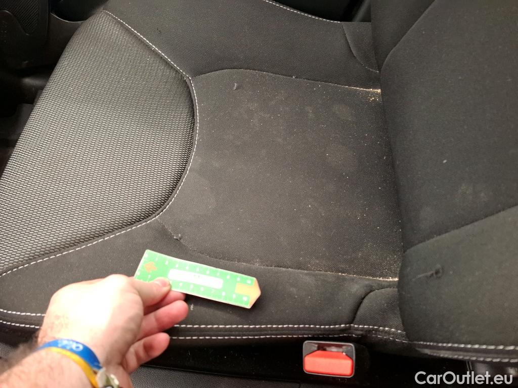  Renault  Clio RENAULT  Société VU 5p Berline Air dCi 75 - 18 #16