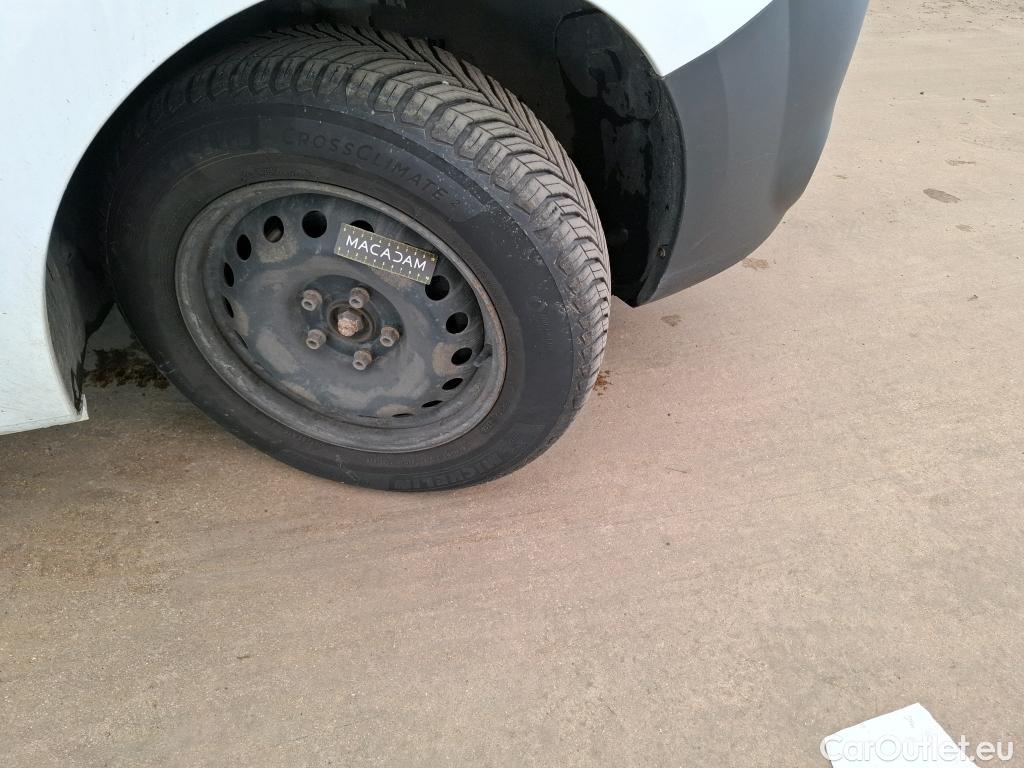  Renault  Kangoo  Express Grand Confort (L1) 1.5 dCi 90CV BVM5 E6 #41