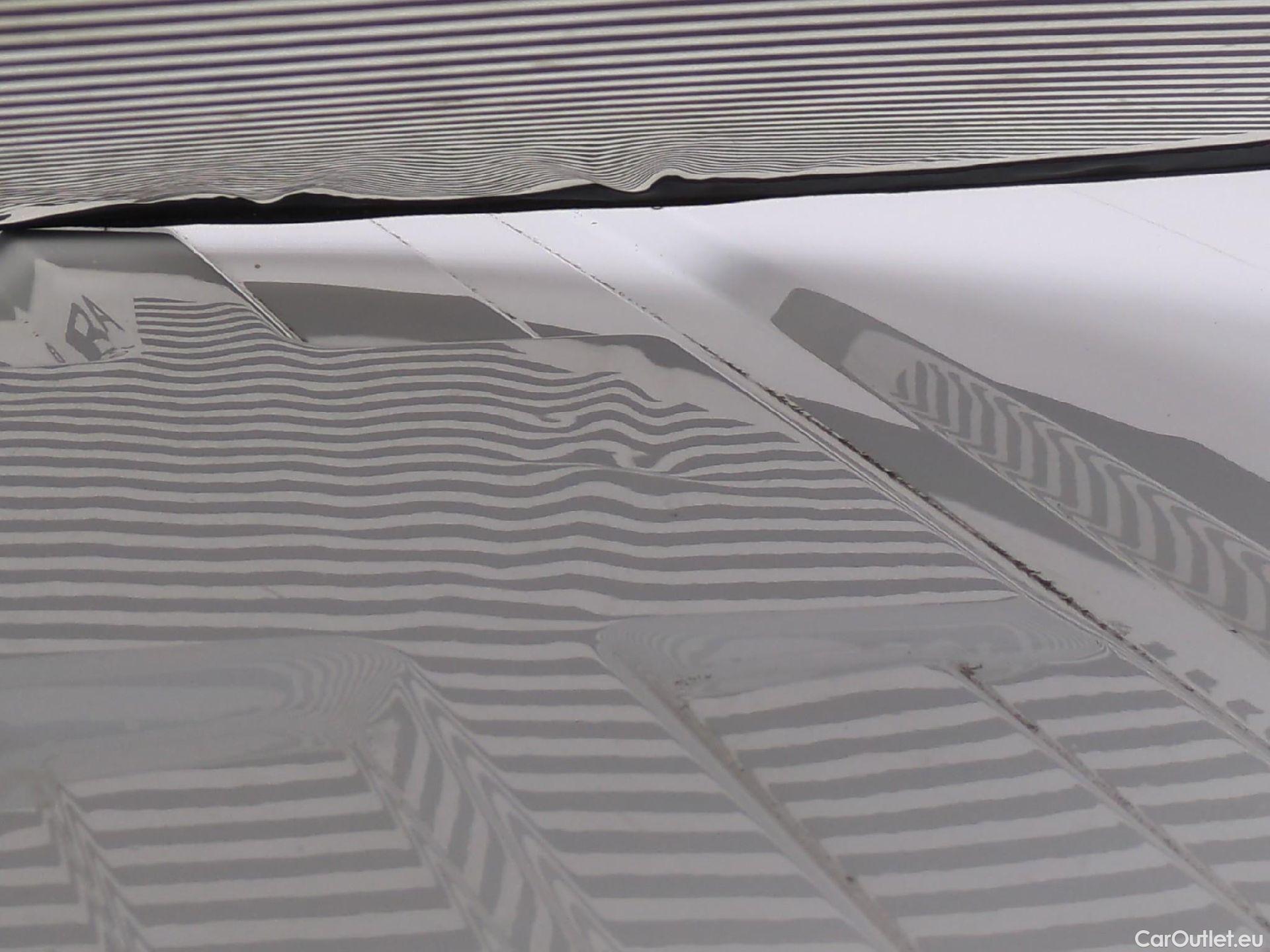  Renault  Trafic  Fourgon L2H1 3T Grand Confort 2.0 dCi 130CV BVM6 E6d #26