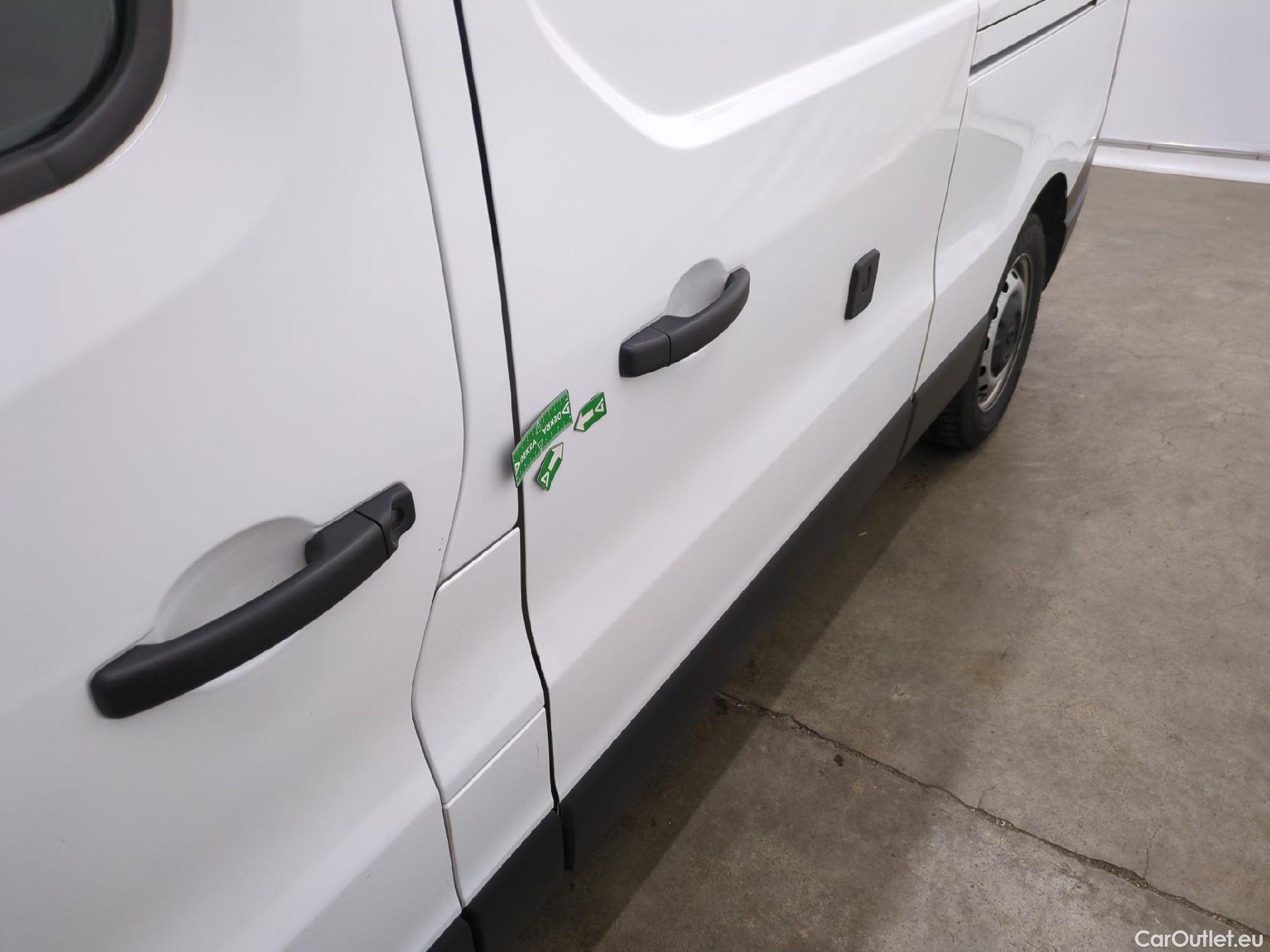  Renault  Trafic  Fourgon L2H1 3T Grand Confort 2.0 dCi 130CV BVM6 E6d #14