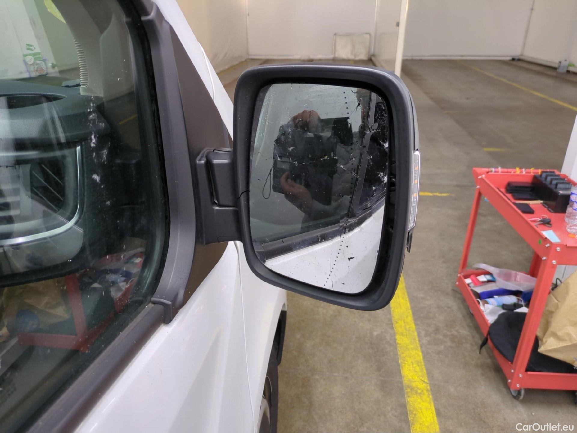  Renault  Trafic  Fourgon L2H1 3T Grand Confort 2.0 dCi 130CV BVM6 E6d #12