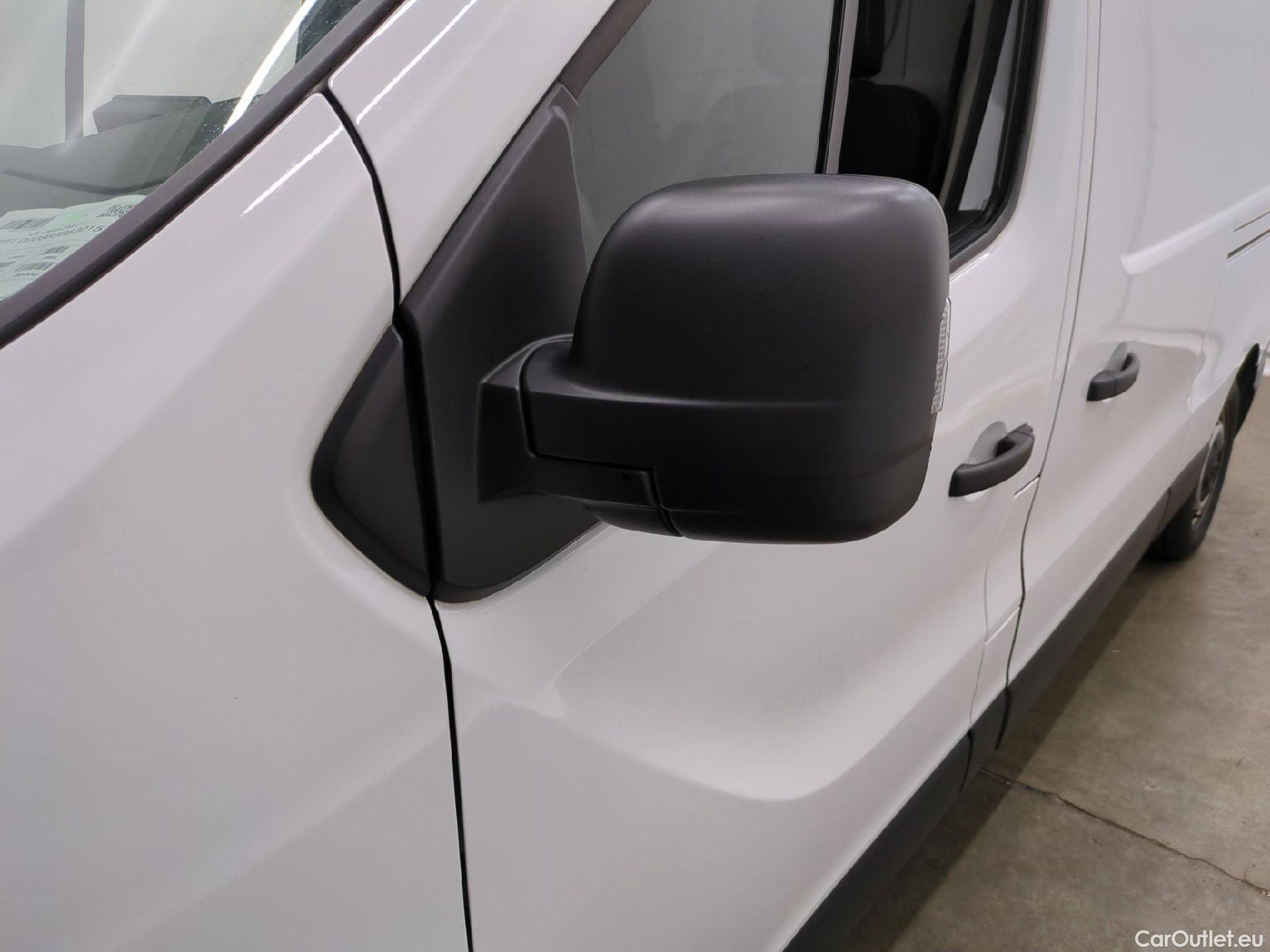  Renault  Trafic  Fourgon L2H1 3T Grand Confort 2.0 dCi 130CV BVM6 E6d #7