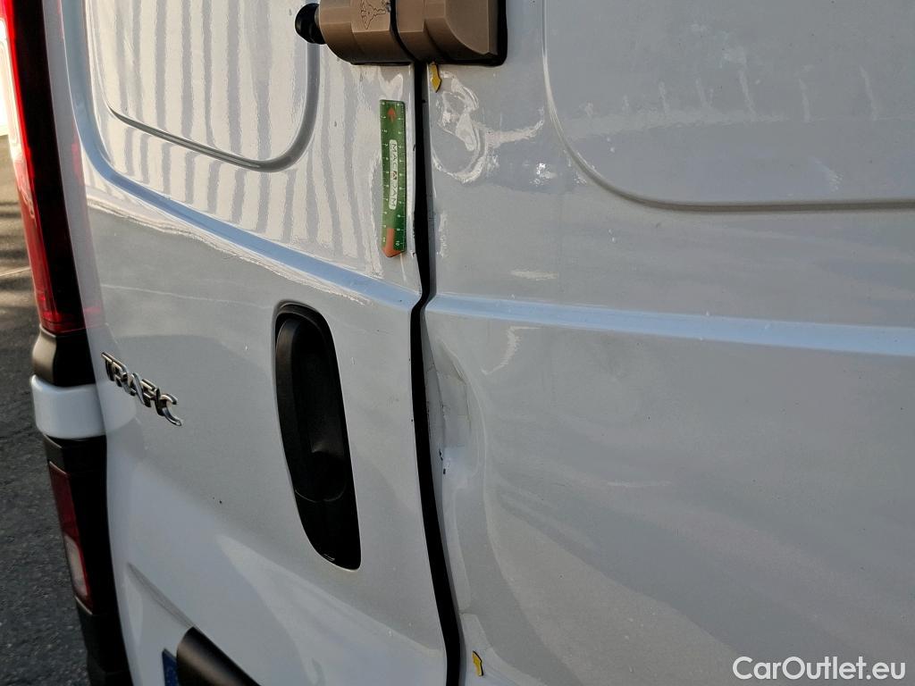  Renault  Trafic RENAULT  / 2019 / 4P / Fourgon tole NV FG GCF L2H2 1200 Energy dCi 145 #2