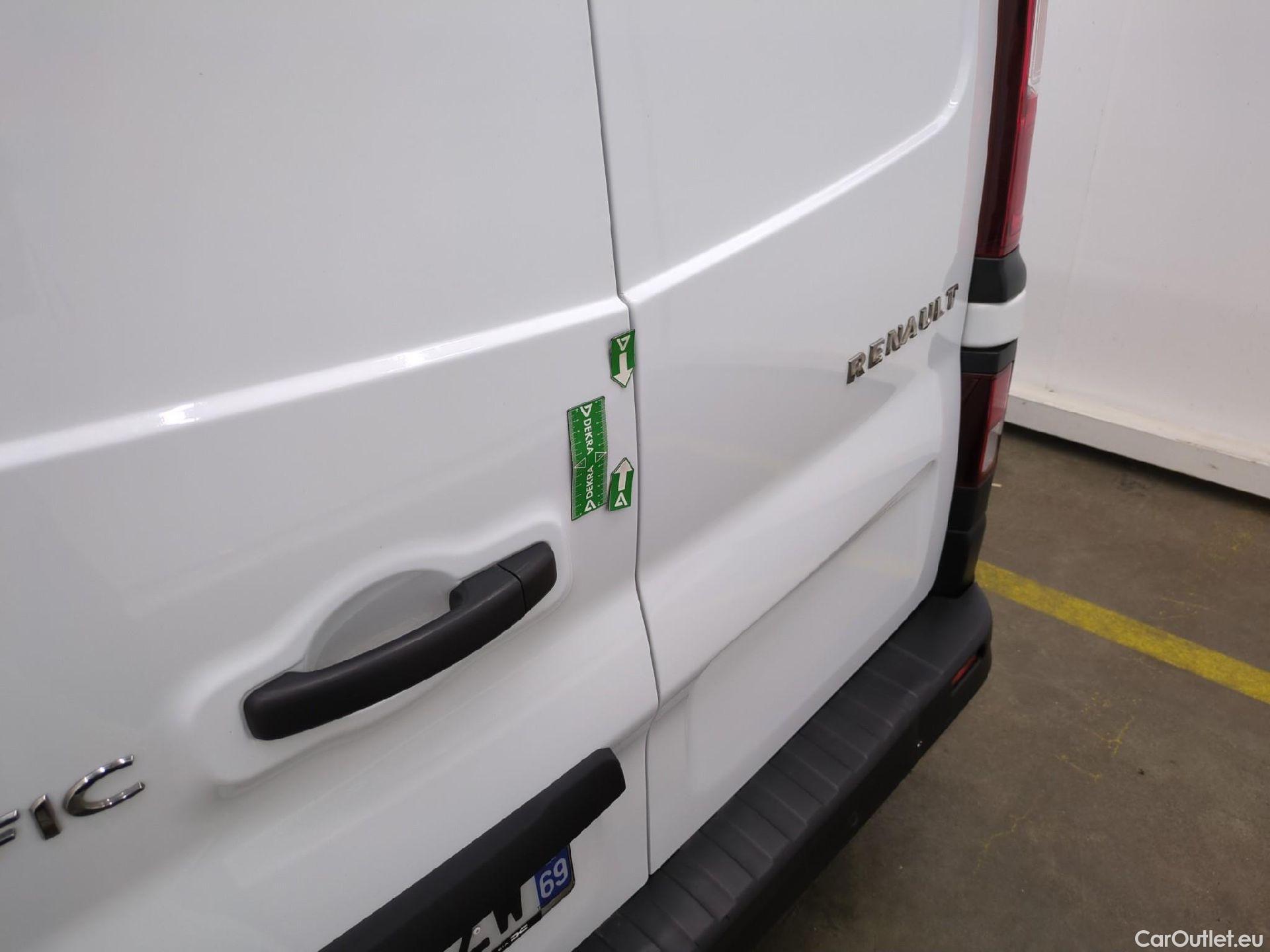  Renault  Trafic  Fourgon L2H1 3T Grand Confort 2.0 dCi 130CV BVM6 E6d #56