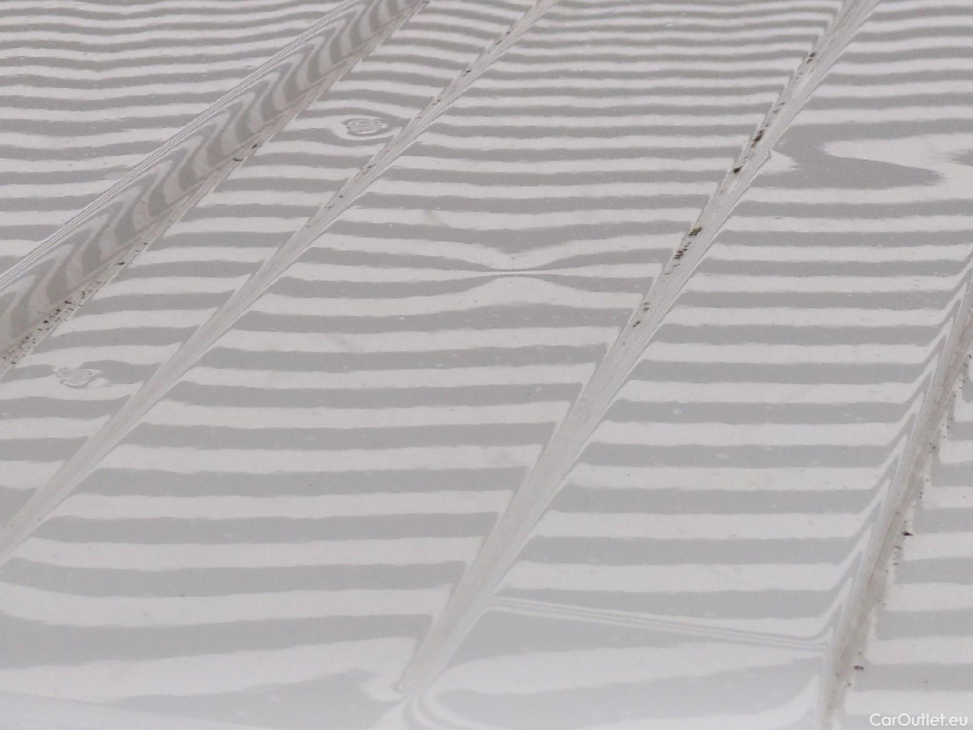  Renault  Trafic  Fourgon L2H1 3T Grand Confort 2.0 dCi 130CV BVM6 E6d #27