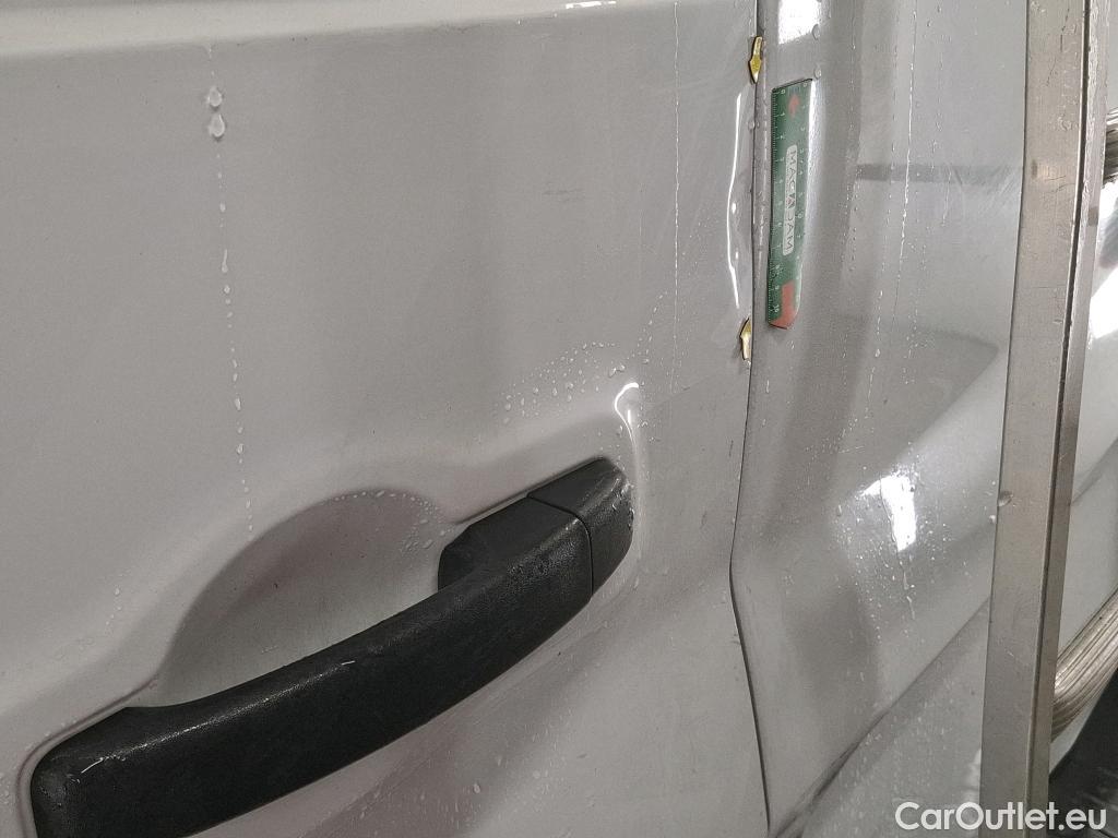  Renault  Trafic RENAULT  / 2014 / 4P / Fourgon tôlé FG GCFL1H1 1000 dCi95 Stop&Start E6 #18