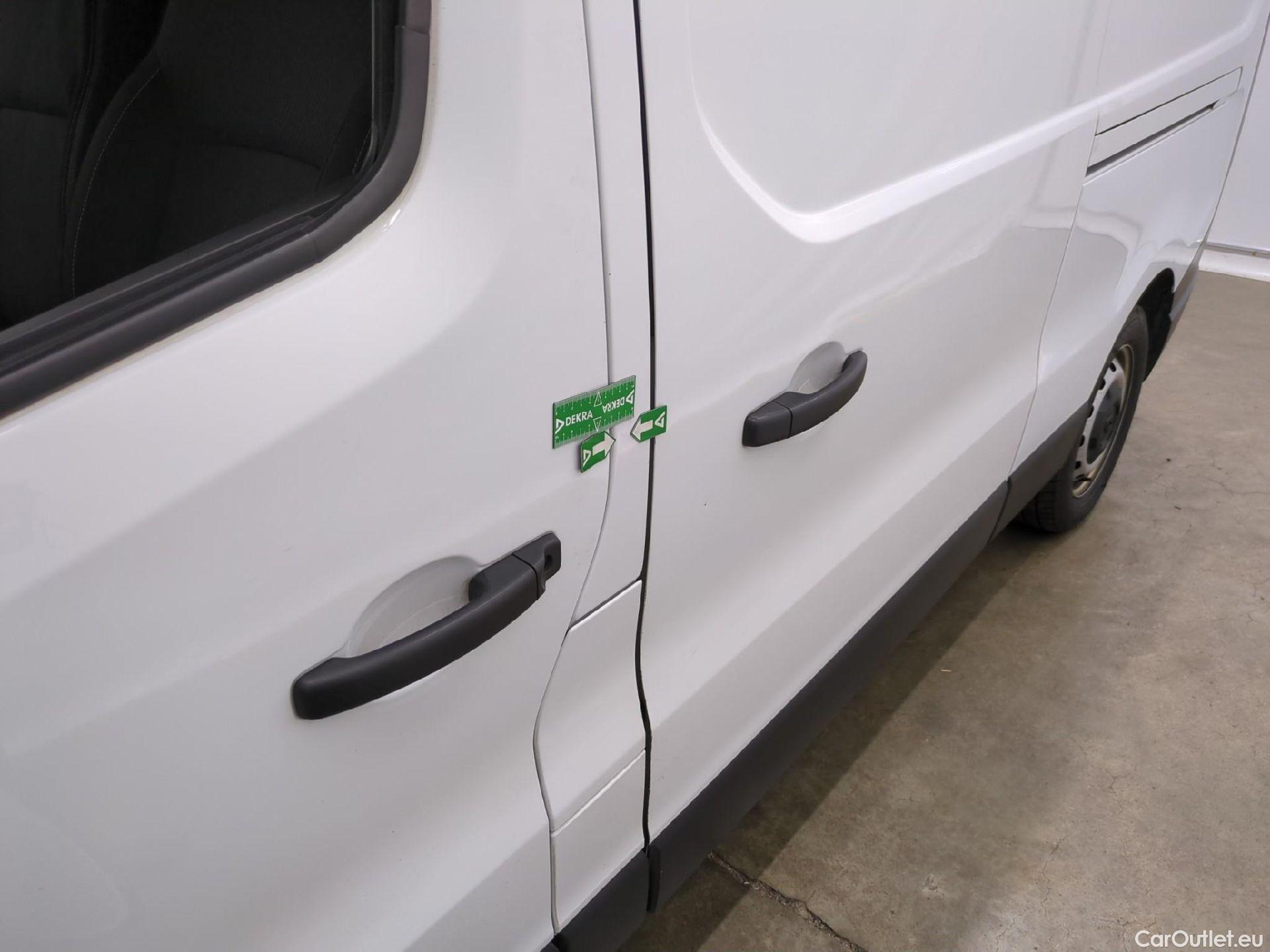  Renault  Trafic  Fourgon L2H1 3T Grand Confort 2.0 dCi 130CV BVM6 E6d #50