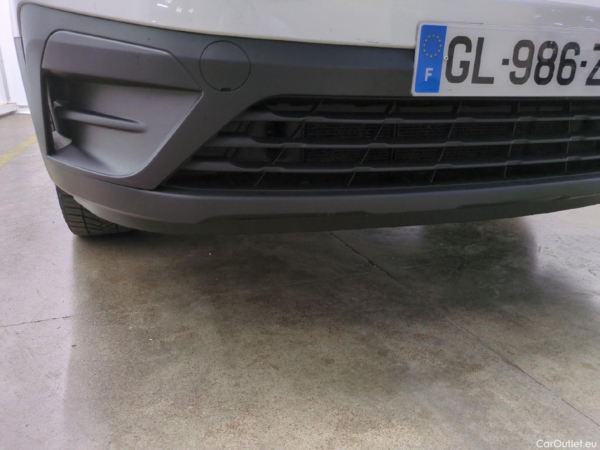  Renault  Trafic  Fourgon L2H1 3T Grand Confort 2.0 dCi 130CV BVM6 E6d #42