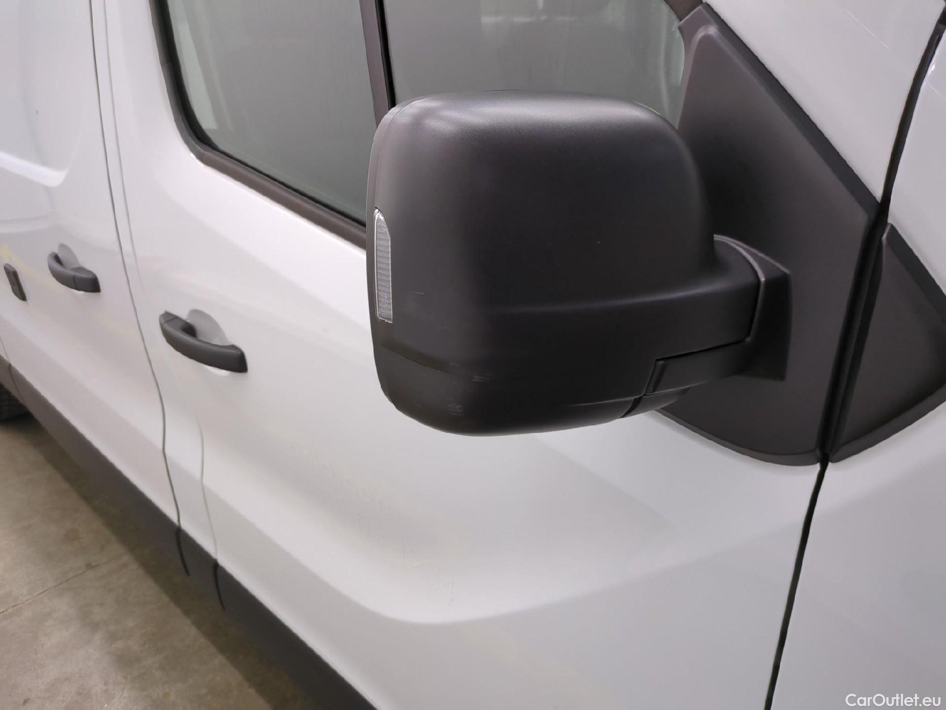  Renault  Trafic  Fourgon L2H1 3T Grand Confort 2.0 dCi 130CV BVM6 E6d #6