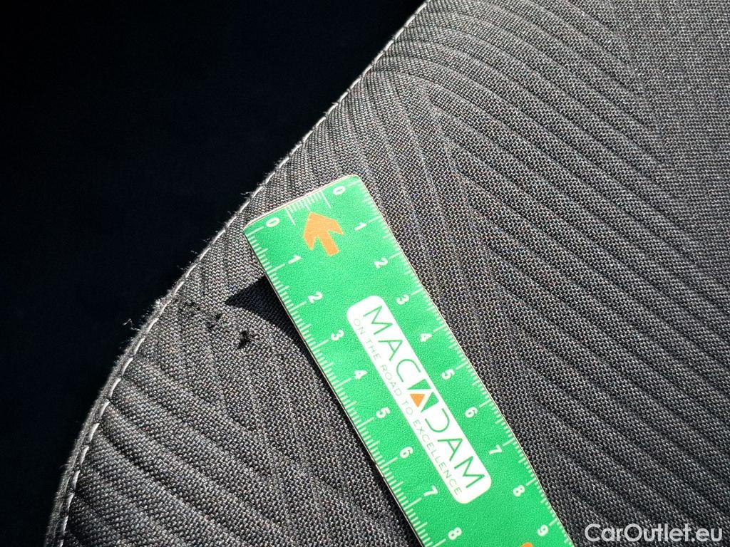  Renault  Trafic RENAULT  / 2019 / 4P / Fourgon tole NV FG GCF L2H2 1200 Energy dCi 145 #24