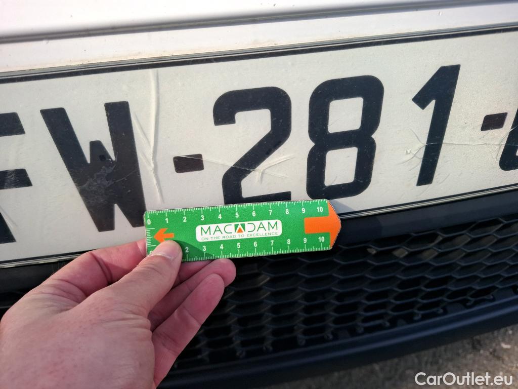  Renault  Trafic RENAULT  / 2019 / 4P / Fourgon tole NV FG GCF L2H2 1200 Energy dCi 145 #35