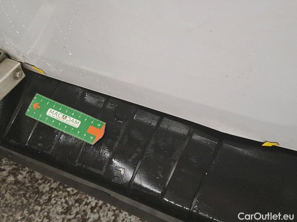  Renault  Trafic RENAULT  / 2014 / 4P / Fourgon tôlé FG GCFL1H1 1000 dCi95 Stop&Start E6 #13