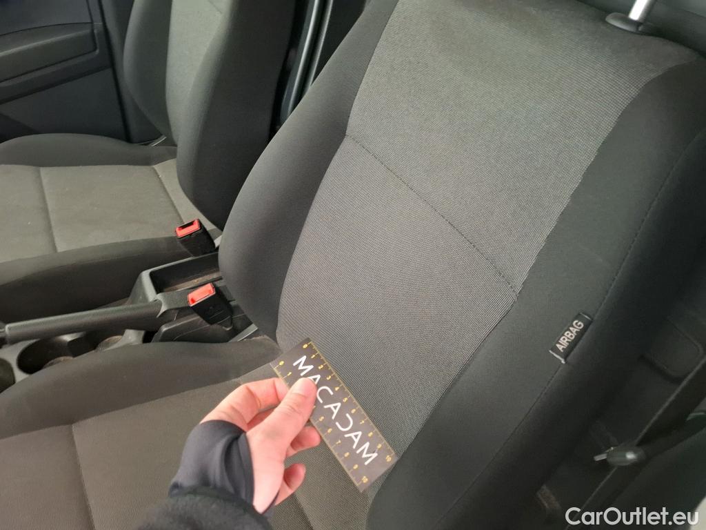  Volkswagen  Caddy VOLKSWAGEN  Van VU 4p Fourgonnette 2.0 TDI 150 Business Line #17