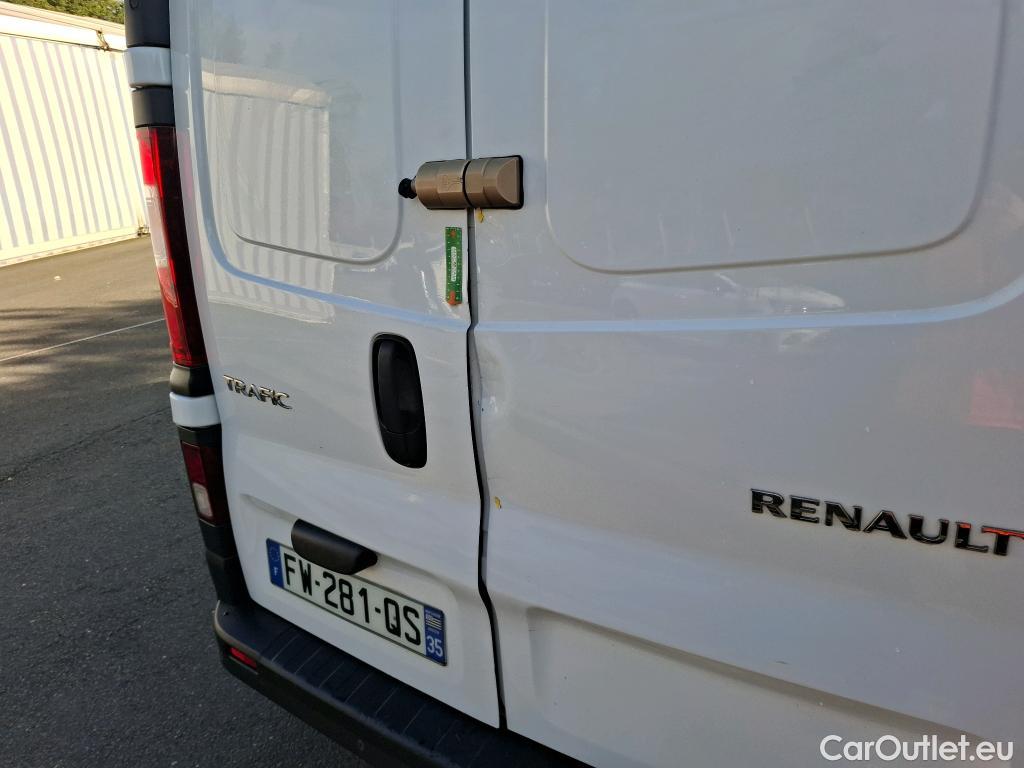  Renault  Trafic RENAULT  / 2019 / 4P / Fourgon tole NV FG GCF L2H2 1200 Energy dCi 145 #1
