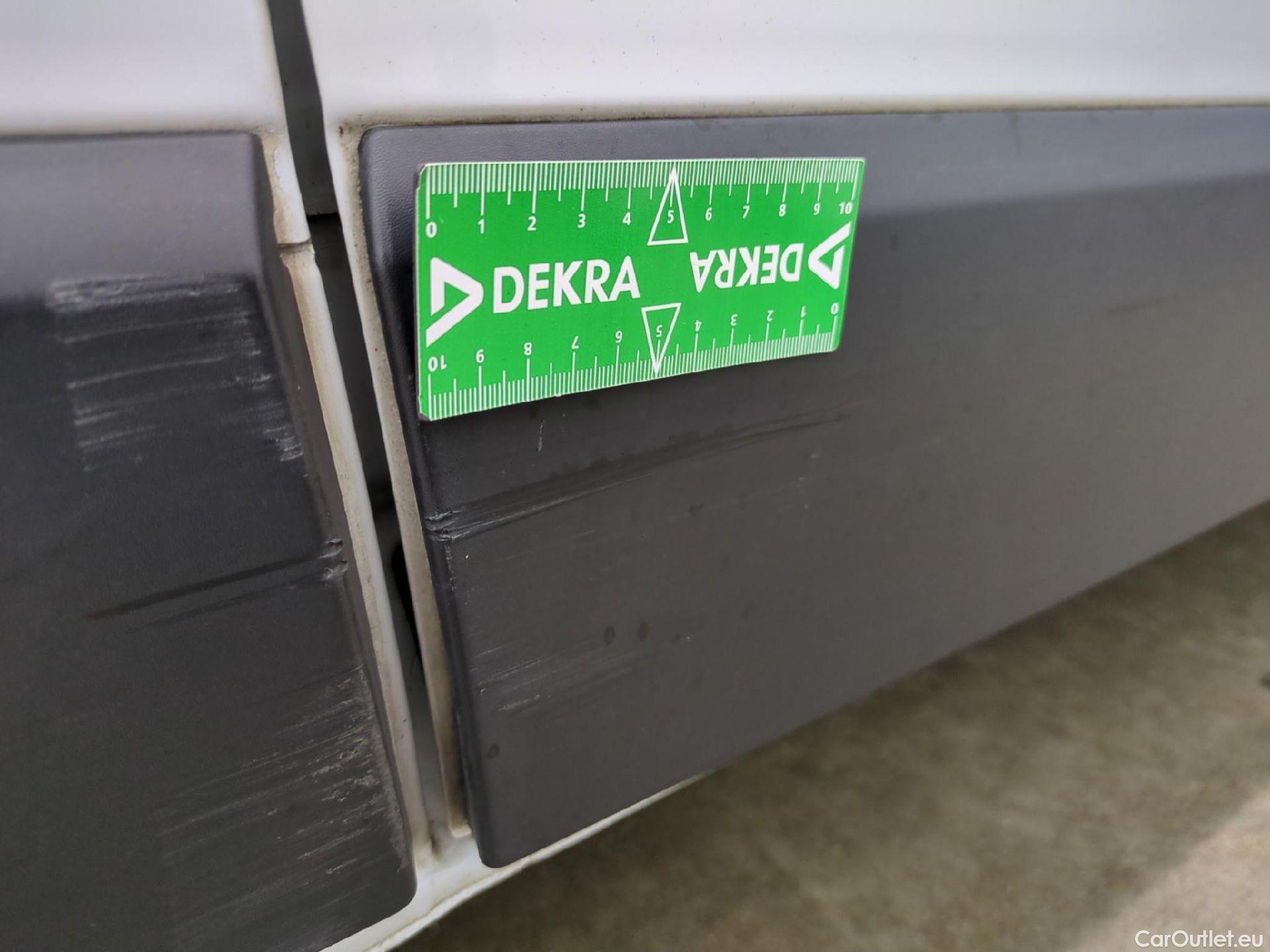  Renault  Trafic  Fourgon L2H1 3T Grand Confort 2.0 dCi 130CV BVM6 E6d #20