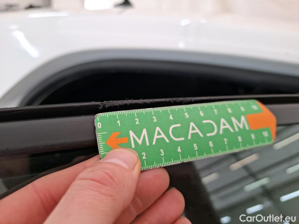  Renault  Megane RENAULT Mégane Société / 2020 / 5P / Berline Air Nav réversible Blue dCi 115 - 21N #12