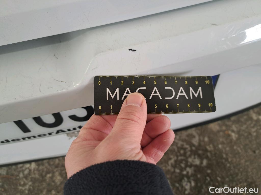  Renault  Megane  IV Berline 5 ptes. Société Air Nav 1.5 dCi 90CV BVM6 E6 #12