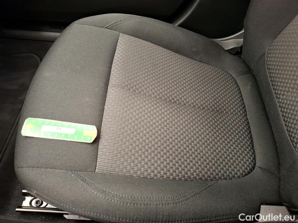  Bmw  Serie 1 BMW Série 1 / 2019 / 5P / Berline 116i DKG7 Business Design #1