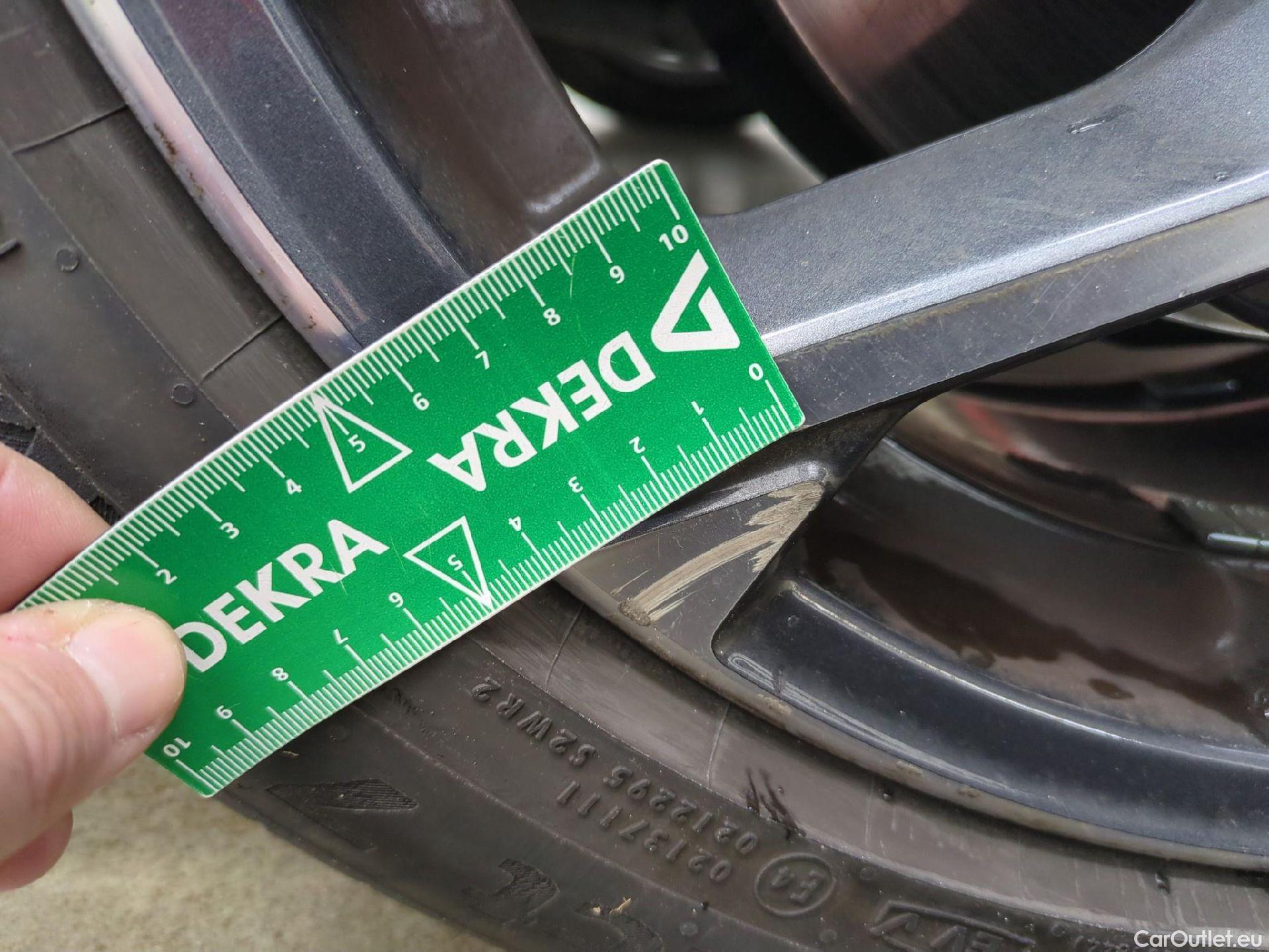  Bmw  X1 BMW  / 2019 / 5P / SUV xDrive25e xLine BVA6 #17