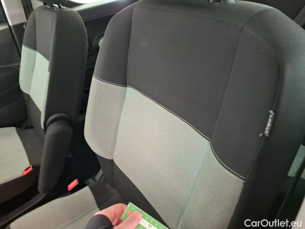  Citroen  Berlingo  Feel M 1.2 PureTech 130CV BVA8 E6d #26