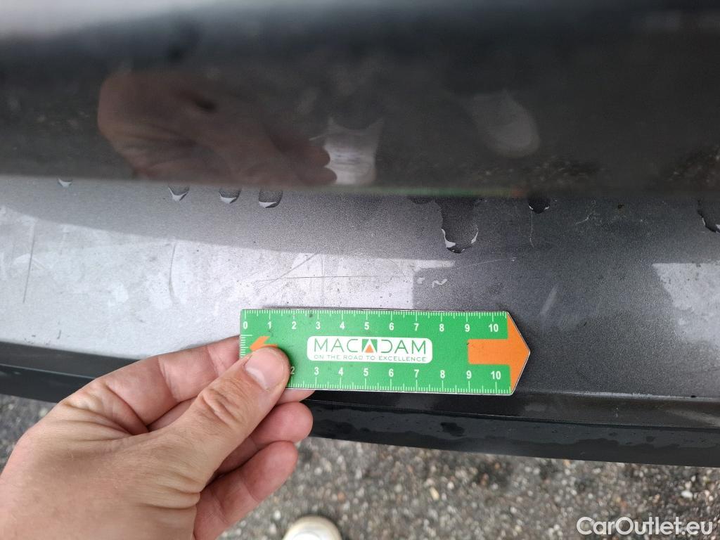  Citroen  C4 CITROEN  / 2020 / 5P / Berline PureTech 130 S&S EAT8 Shine #5