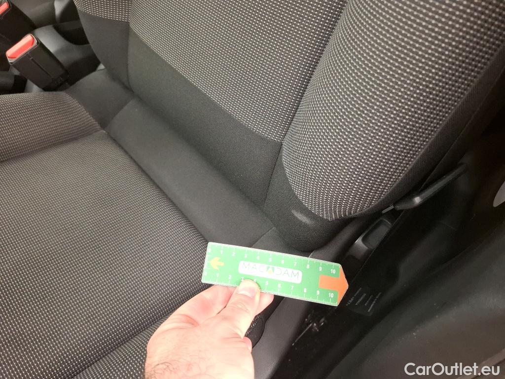  Citroen  C3  Max 1.2 PureTech 80CV BVM5 6E / VO RECONDITIONNE - PHOTOS AVANT RECONDITIONNEMENT #4