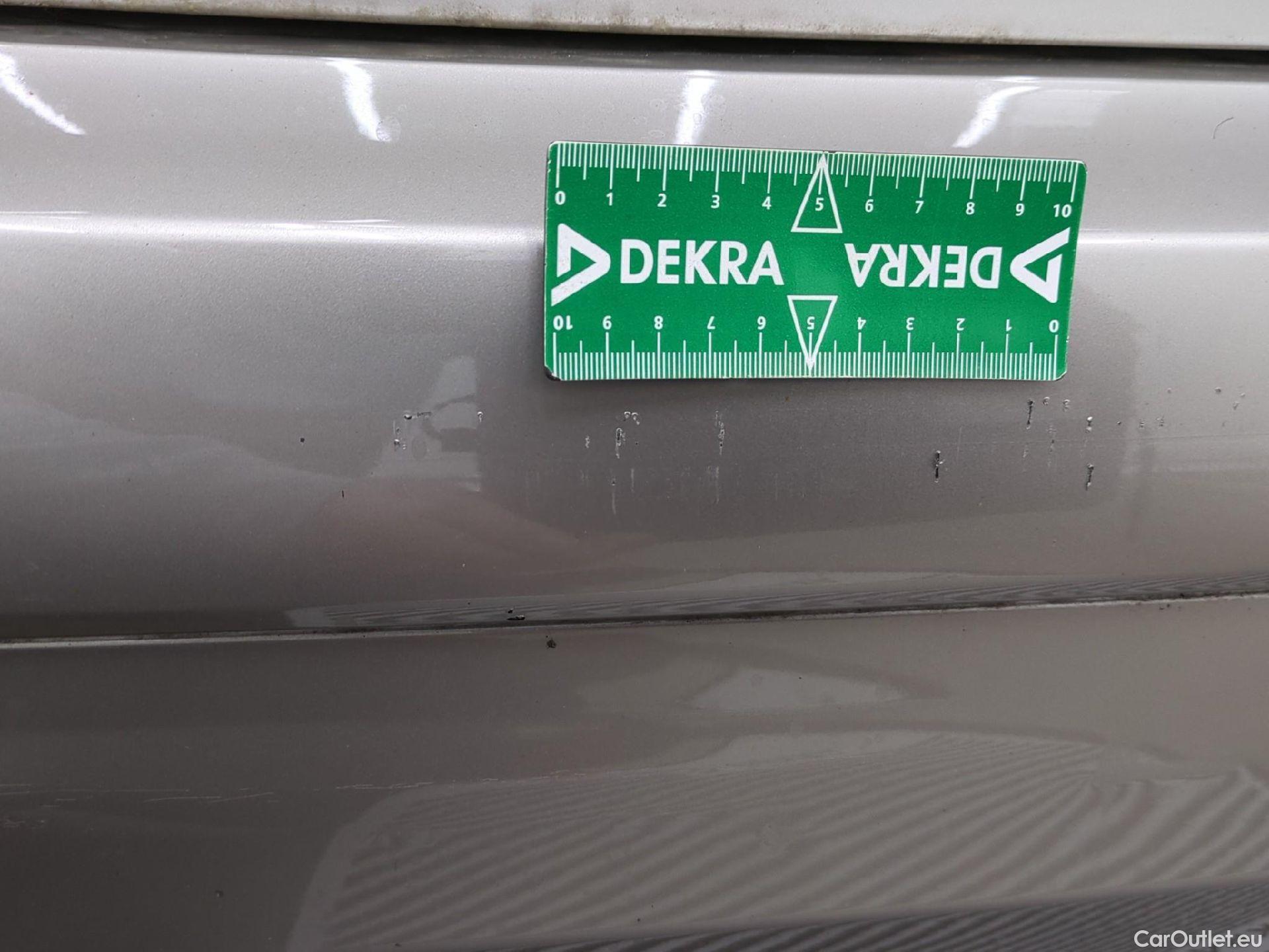  Bmw  Serie 2 BMW  Active Tourer / 2018 / 5P / monospace 218d Business Design #13