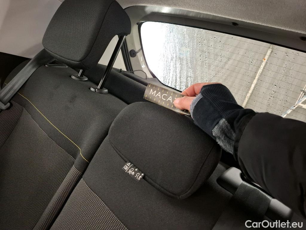  Citroen  C3 CITROEN  / 2020 / 5P / Berline PureTech 110 EAT6 MAX / VO RECONDITIONNE - PHOTOS AVANT RECONDITIONNEMENT #4