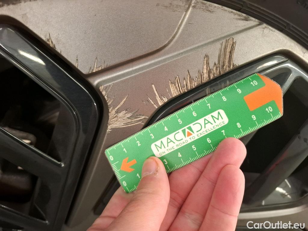  Citroen  C4  X Feel Pack 1.2 PureTech 130CV BVA8 6E #3