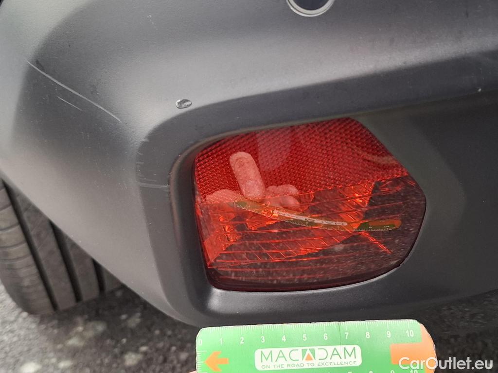  Citroen  C4  X Feel Pack 1.2 PureTech 130CV BVA8 6E #13