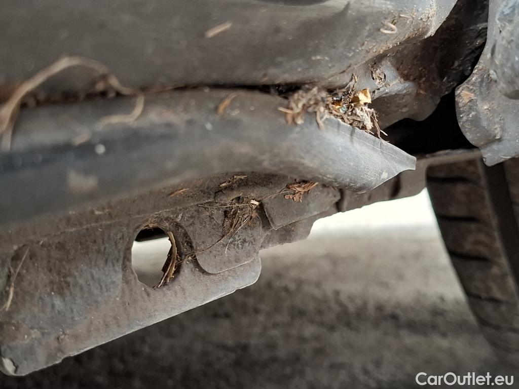  DS  DS7 DS DS 7 Crossback / 2017 / 5P / SUV BlueHDi 130 Auto PERFORMANCE Line + #55